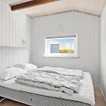 Holiday home Xlii *